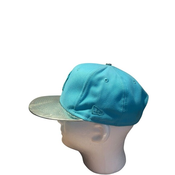 New Era 9fifty Embroidered New York Yankees teal/silver snapback hat - Picture 2 of 7